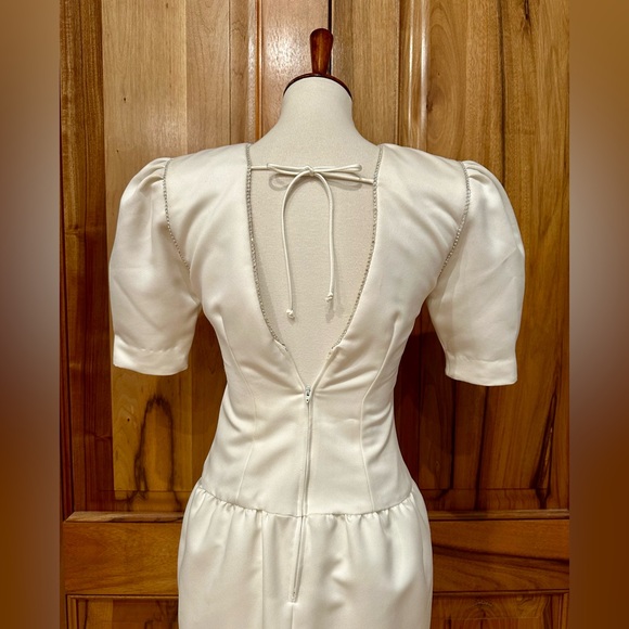 A.J. Bari - VTG 80s Structured White Satin Formal Dress/Crystal Trim - EUC 4 - Picture 9 of 17